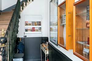 bibliotheque-bois-decoration-gite-olonzac