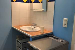Les Mazets du Rouret - L'Olivier salle d'eau douche machine à laver