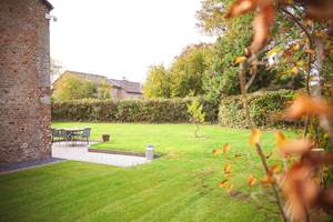 Gi^te Maud Neuprez. EXTERIEUR BOOKING 1600X1200-14