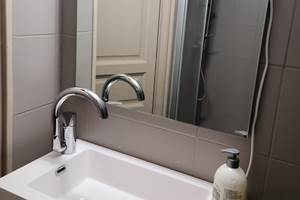 Salle de bain la Jonte 1P - DR