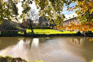 vue sur le manoir paisible