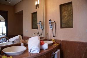 Salle de bain chambre Safran à Marrakech