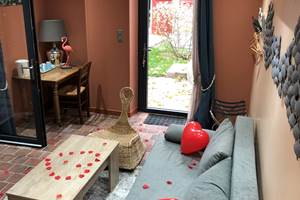 Lerougeetblanc-chambre hote gite-auxerre yonne bourgogne franche comté-piscine spa sauna hammam jacuzzi-famille couple mariage-repas dégustation- repos calme campagne-guedelon vezelay chablis joigny_Les Clos14