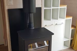 Cabane de l'Ecureuil, poêle à bois