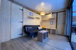 HY•Lødge Spa-5pers séjour