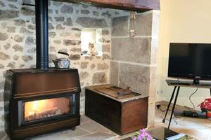 Gîte n°19G4164 "La Cascade du Doustre" – MONTAIGNAC SUR DOUSTRE