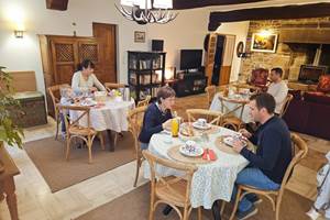 Gemini_Generated_Image_g7cmqfg7cmqfg7cm