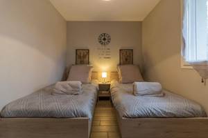 gite-ferme-de-la-bouriette-revel-chambre1