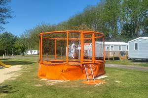 trampoline