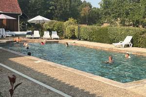 Piscine,détente en Périgord