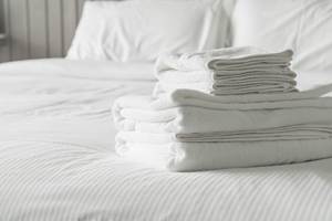 L'ESCAPADE-DE-SAINT-HUBERT-Linge-de-Lit