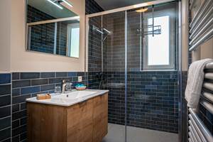 Les Eucalyptus, salle de douche privative