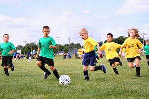 young-footballers-team-1493006