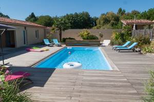 Piscine, transats