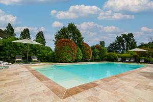 Piscine  principale du Clos Vallis