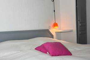 CHAMBRE 106