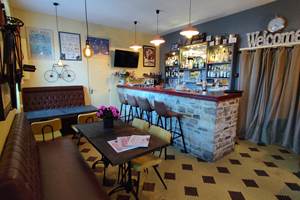 bar