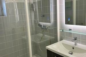 Salle d'eau chambre bord de mer