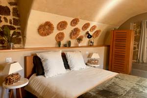 la calade chambres d'hotes et espace bien être ardèche lit chambre chanvre