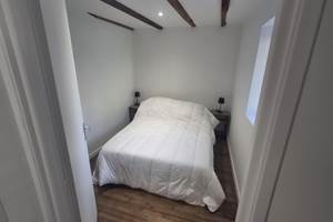 1 - Chambre 1er etage gauche en montant gite 12 personnes faux la montagne creuse