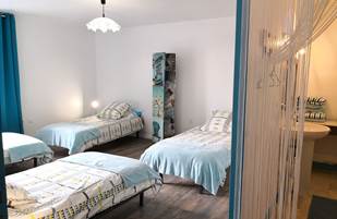CH. jeun's et sa salle de bain privatve