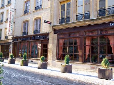 Hôtel "Le Saint Michel"