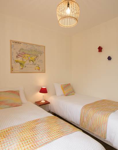 Chambre 2 lits rez-de-chaussée Gîte du Puit Des GRanges Faux Vesigneul