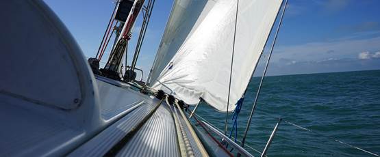 voilier First 36.7 au près