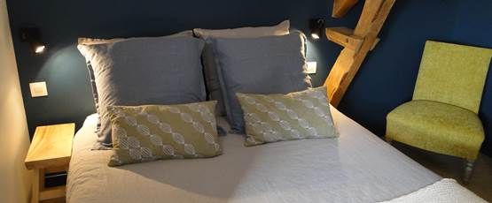 Chambre de Lucie lit double