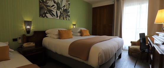 Chambre triple avec petit ou grand balcon