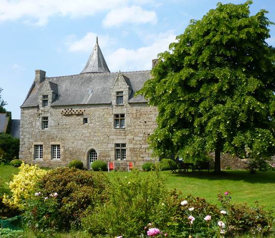 Manoir de Kerguéréon