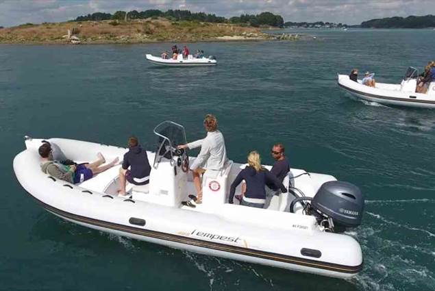 Rallye Nautique en bateaux à moteur avec Nautic Sport