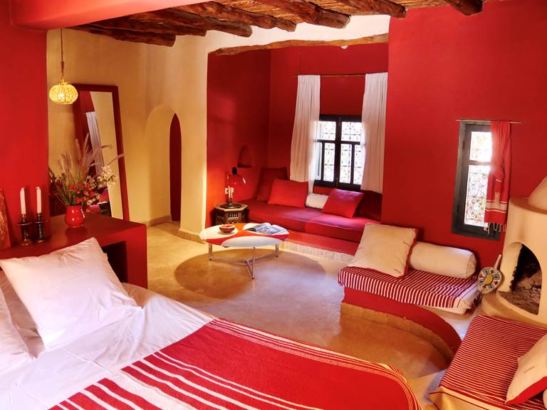 chambre rouge baoussala