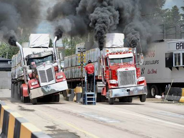 festival-des-camionneurs-de-la-dore-courses-de-camions