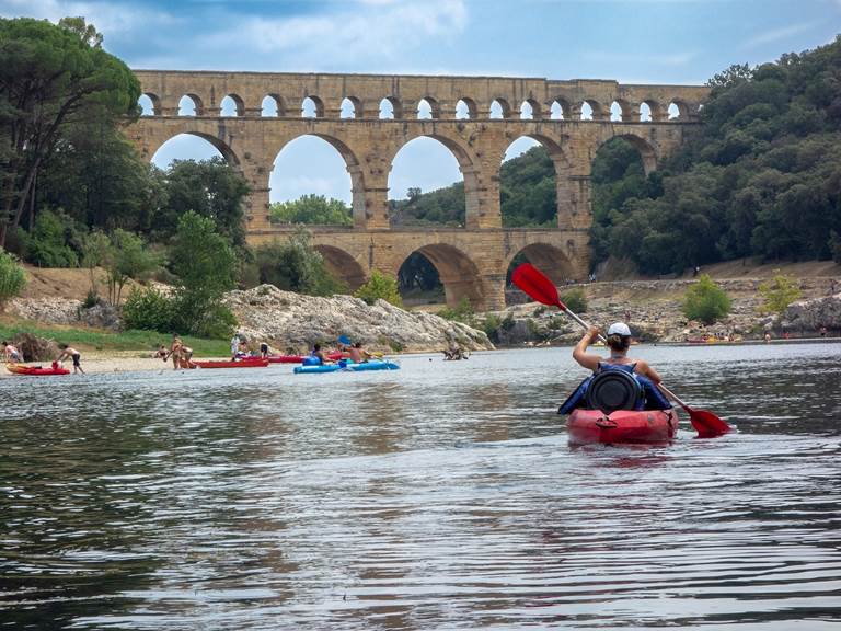 canoe-3643121_1920