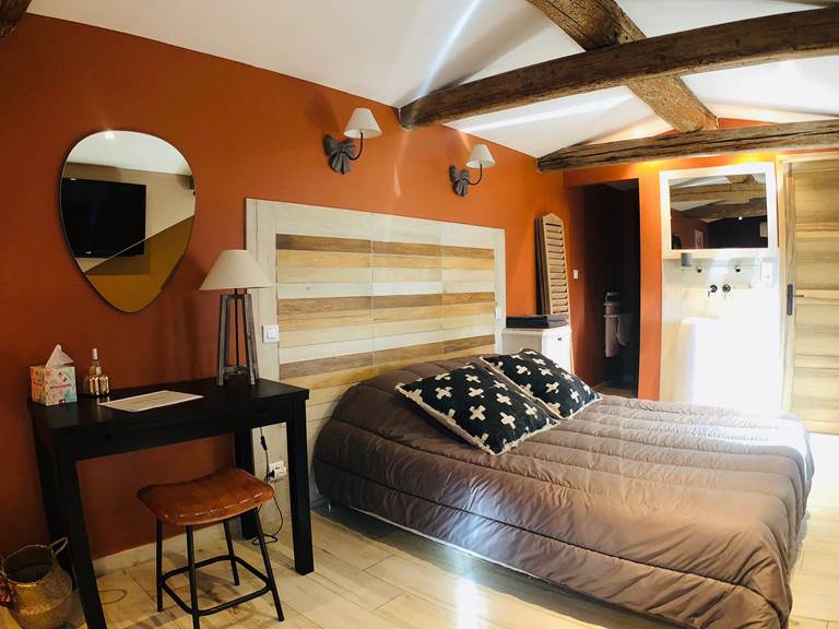 Mas Guiraud chambre longue-01