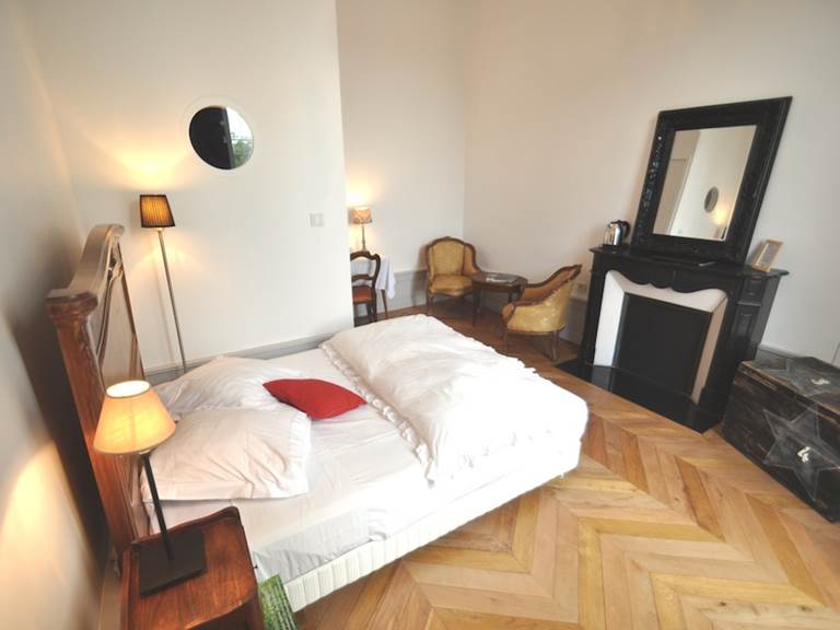 Chambre en ville, business occupation single