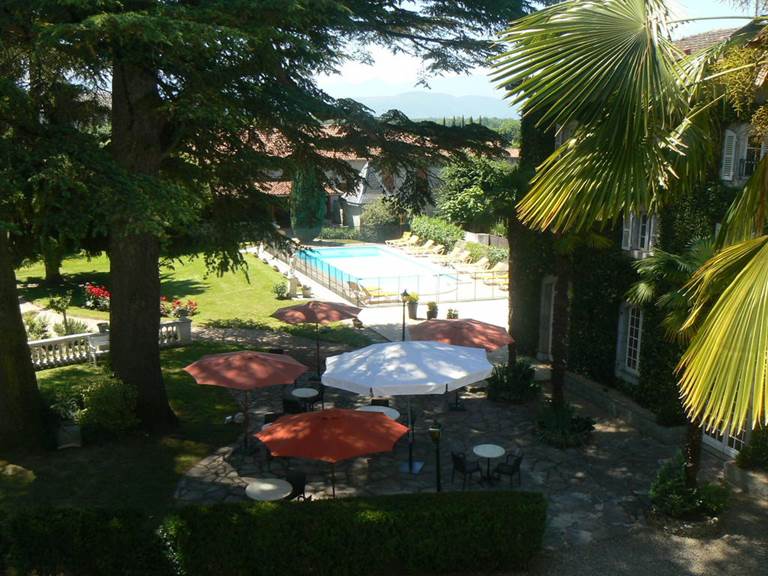 La terrasse et sa piscine