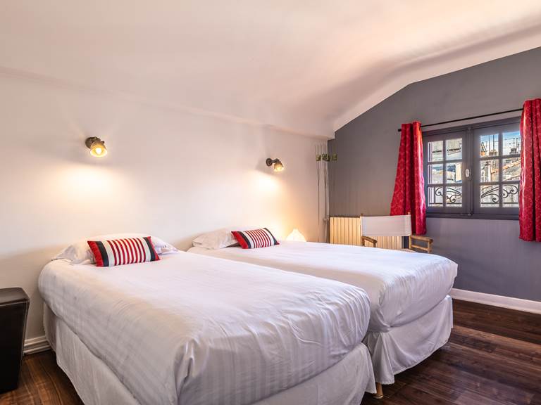 hotelportneuf_leon-9Z2A8814-HDR-Modifier